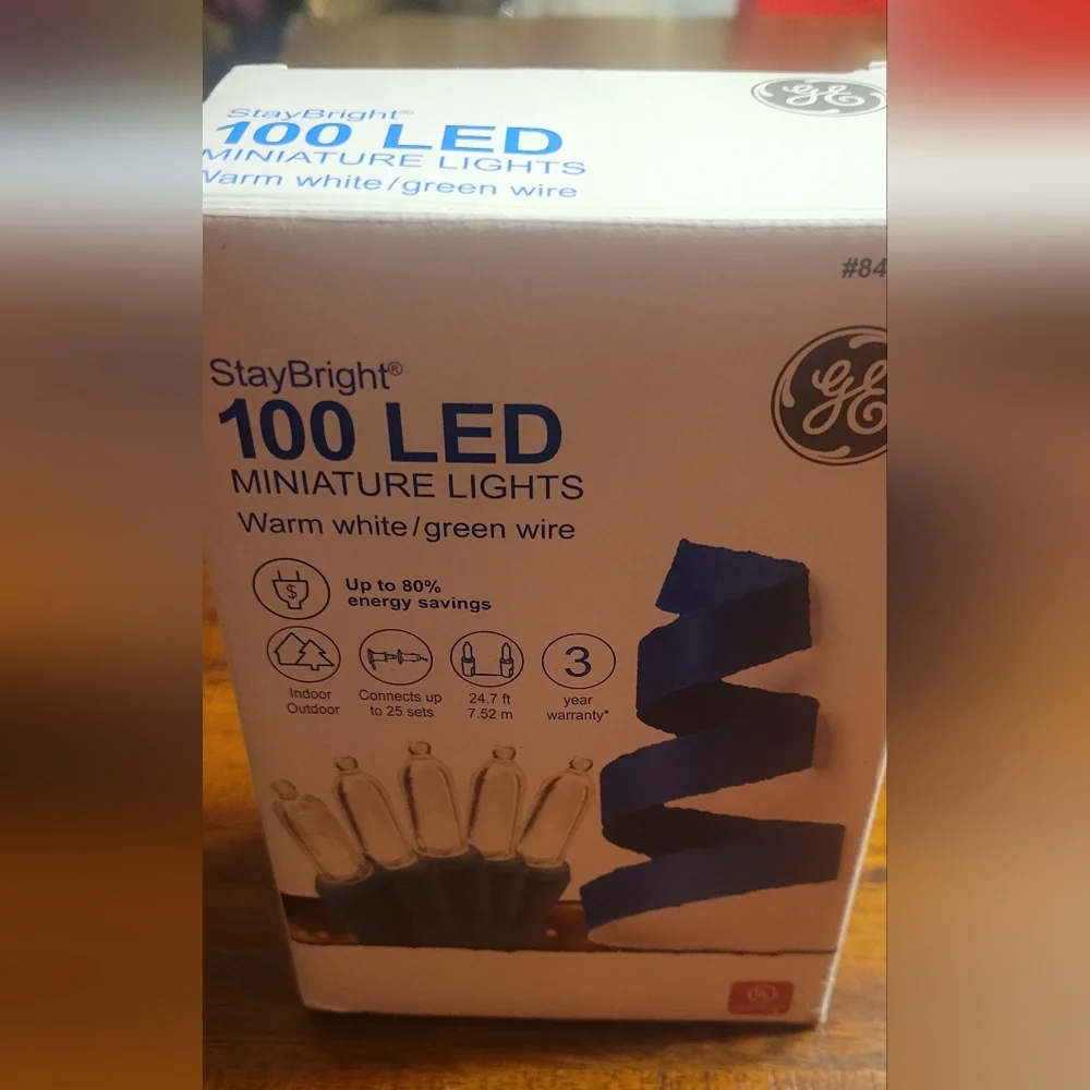 GE StayBright 100 LED Miniature Lights, Warm White New In Box